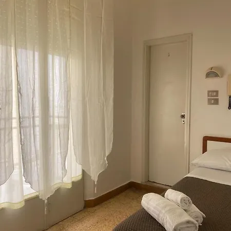 Otel Derna Rimini