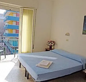Derna Otel