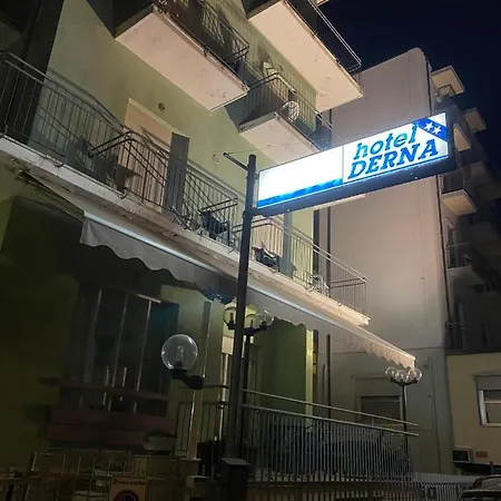 Otel Derna 2*