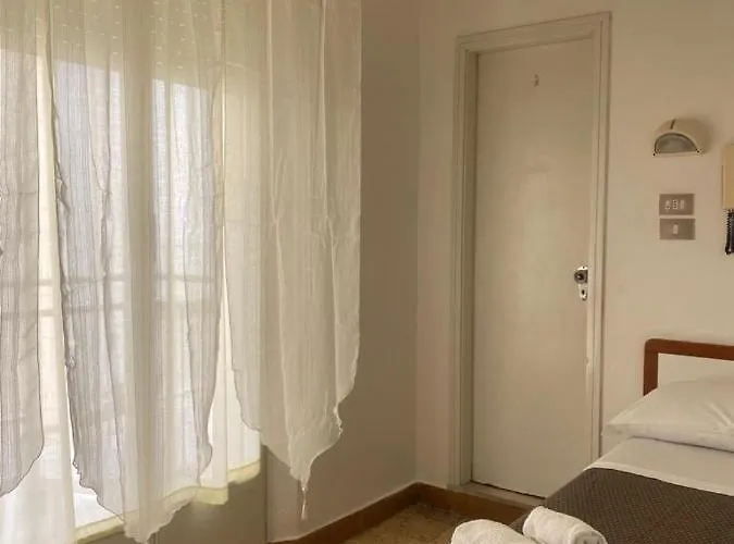 מלון Derna רימיני